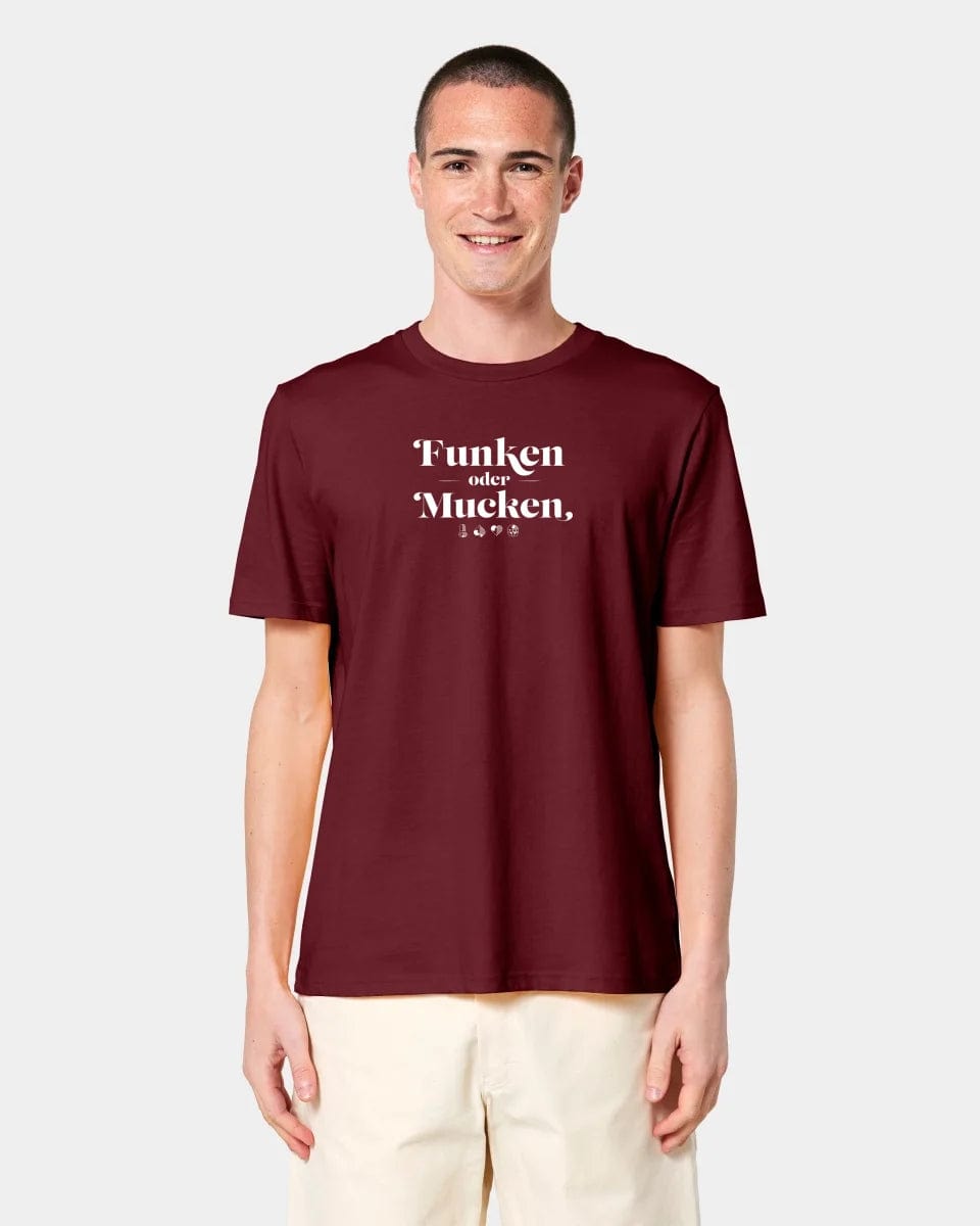 Personalisiertes T-Shirt "Watten - Funken oder Mucken" - T-Shirt von TeeInBlue